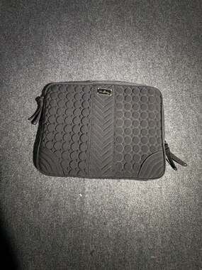 Vera Bradley Black & Baroque Quilted Laptop Sleeve
